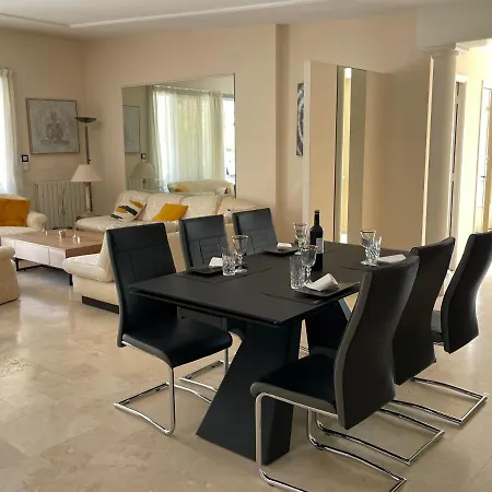 Lumineuse Sur Mer Proche Plage * كانيو سور مير